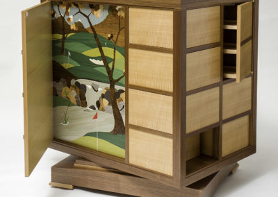 Spinning Cabinet